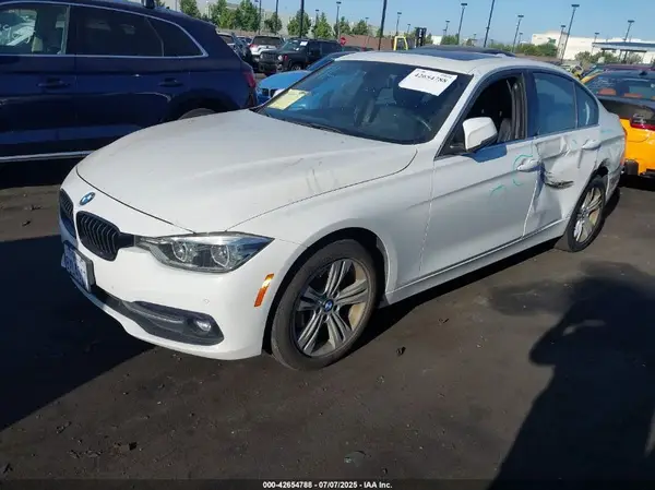 WBA8F1C39HK898141 2017 BMW 3ER - Image 2