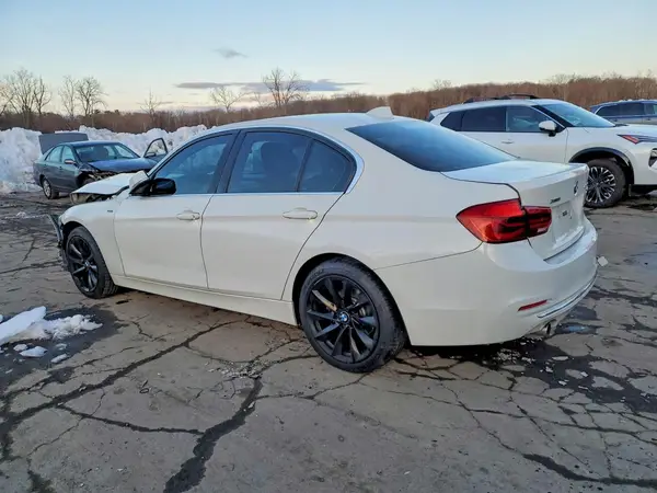 WBA8F1C51GK438861 2016 BMW 3ER - Image 2