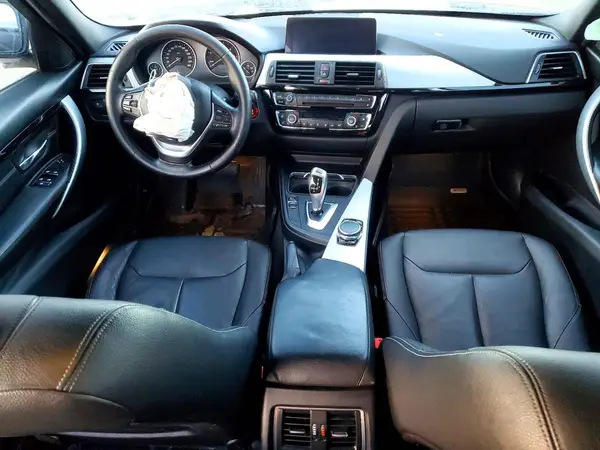 WBA8F1C51GK438861 2016 BMW 3ER - Image 8