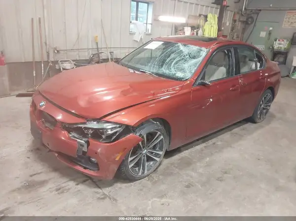 WBA8F1C51JAE93178 2018 BMW 3ER - Image 2
