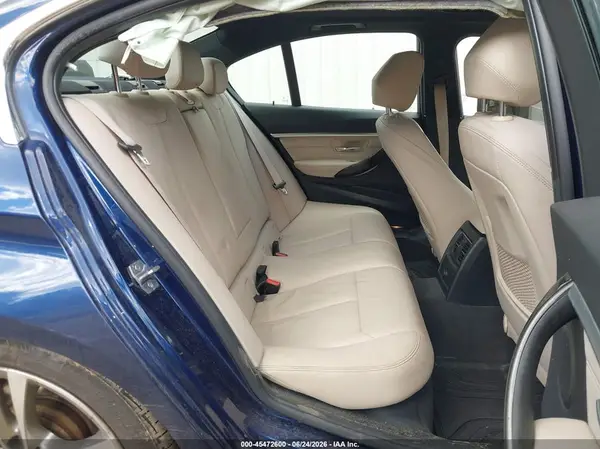 WBA8F1C51JAE93309 2018 BMW 3ER - Image 8