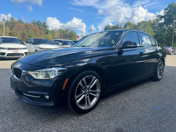 WBA8F1C52HK439342 2017 BMW 3ER - Image 2