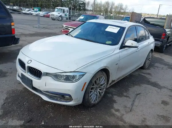 WBA8F1C53GK438621 2016 BMW 3ER - Image 2