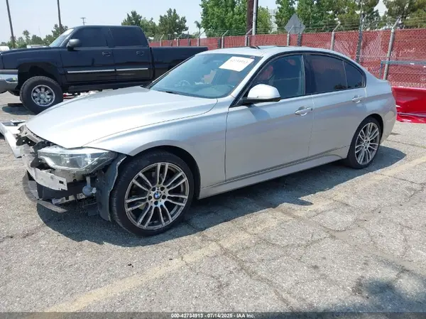 WBA8F1C54JK898426 2018 BMW 3ER - Image 2