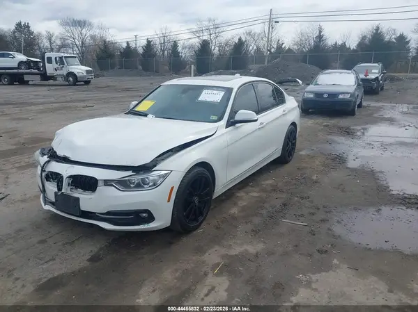 WBA8F1C56GK438631 2016 BMW 3ER - Image 2