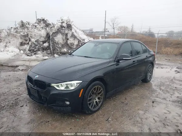 WBA8F1C59JK898244 2018 BMW 3ER - Image 2