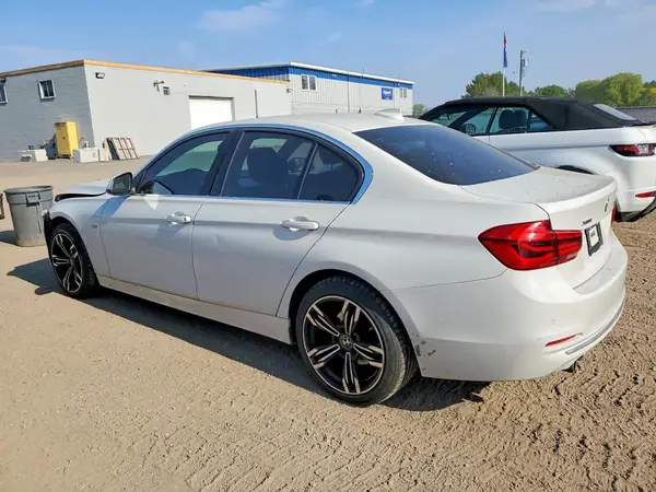 WBA8F1C5XGK438728 2016 BMW 3ER - Image 2