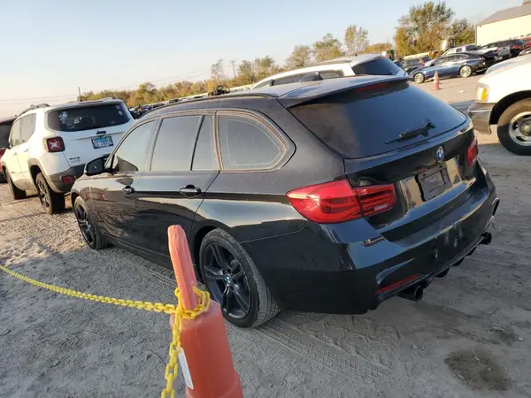 WBA8G5C53GK442852 2016 BMW 3ER - Image 2