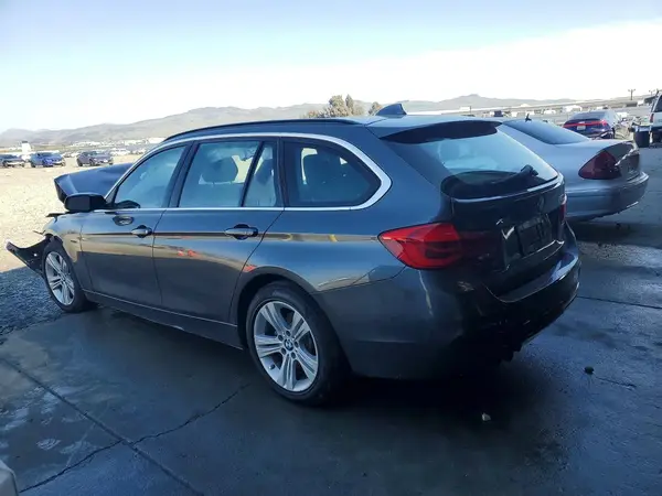 WBA8G5C58GK753189 2016 BMW 3ER - Image 2