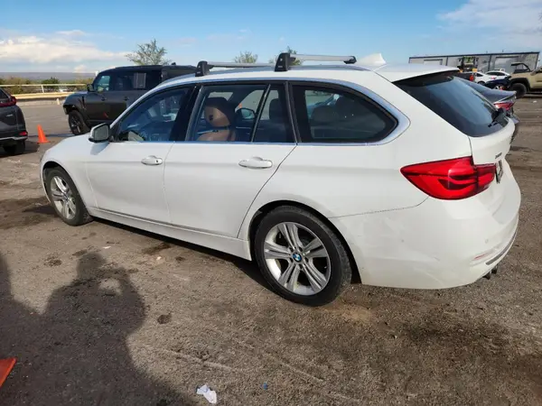 WBA8G5C5XGK443092 2016 BMW 3ER - Image 2