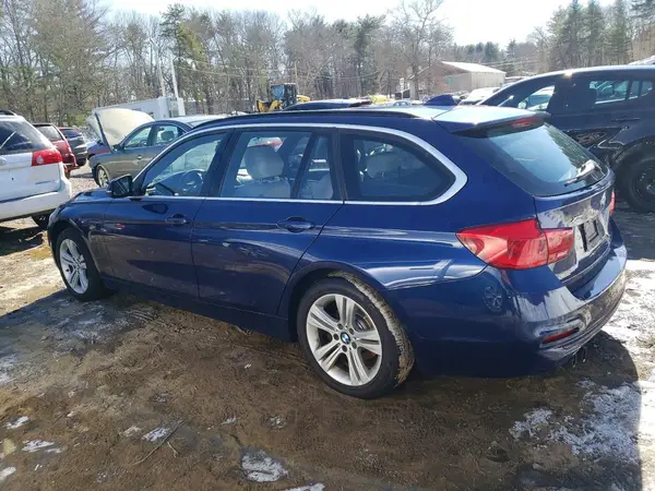 WBA8G5C5XGK443349 2016 BMW 3ER - Image 2