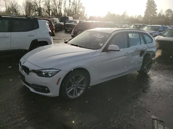 WBA8J1C32HA018286 2017 BMW 3ER - Image 1