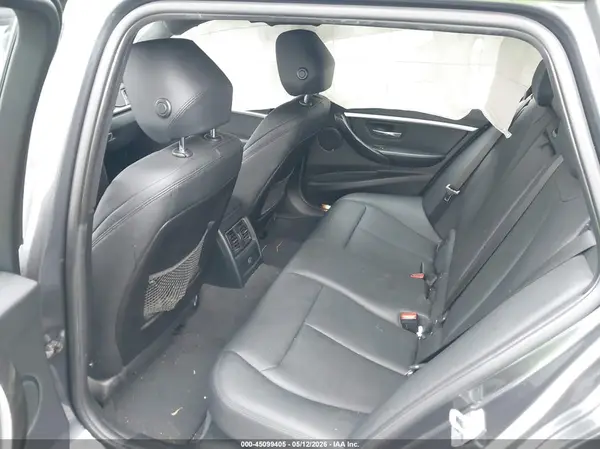 WBA8J1C38HA018566 2017 BMW 3ER - Image 8