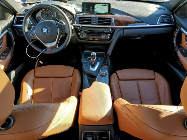 WBA8J1C3XHA018696 2017 BMW 3ER - Image 8