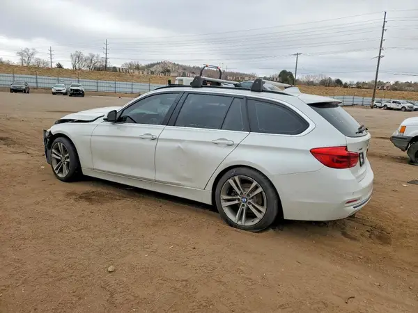 WBA8J1C52GK710753 2016 BMW 3ER - Image 2