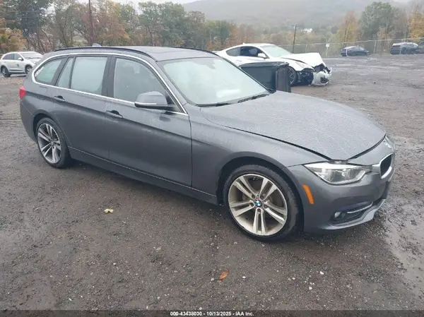 WBA8J1C53JA019101 2018 BMW 3ER - Image 1