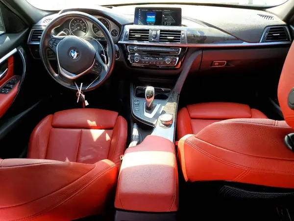 WBA8J1C5XJA379532 2018 BMW 3ER - Image 8