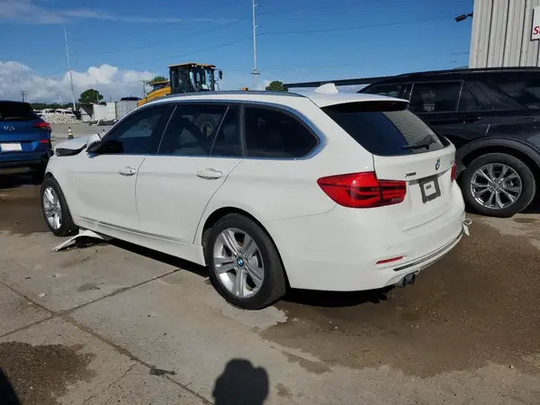 WBA8K3C38HA023243 2017 BMW 3ER - Image 2