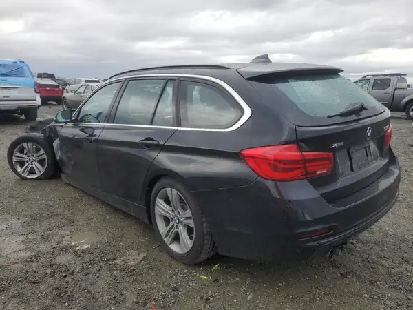 WBA8K3C50JA483794 2018 BMW 3ER - Image 2