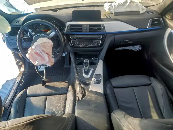 WBA8K3C52JA369408 2018 BMW 3ER - Image 8