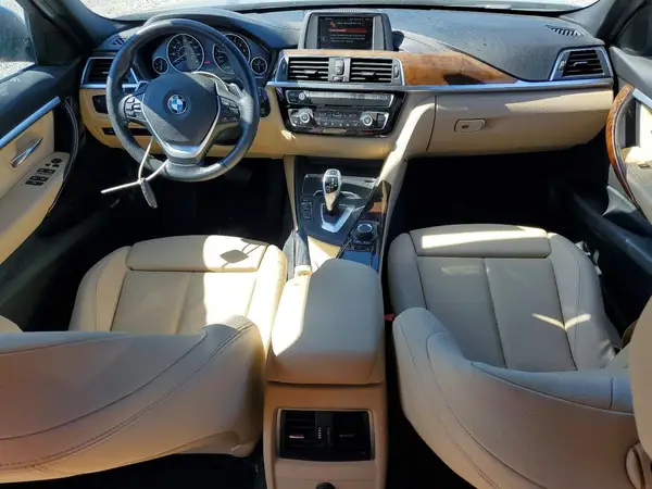 WBA8K3C52KA484009 2019 BMW 3ER - Image 8