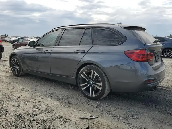WBA8K3C55JA024079 2018 BMW 3ER - Image 2
