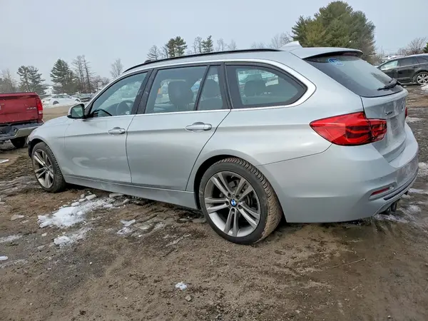 WBA8K3C56HK678657 2017 BMW 3ER - Image 2