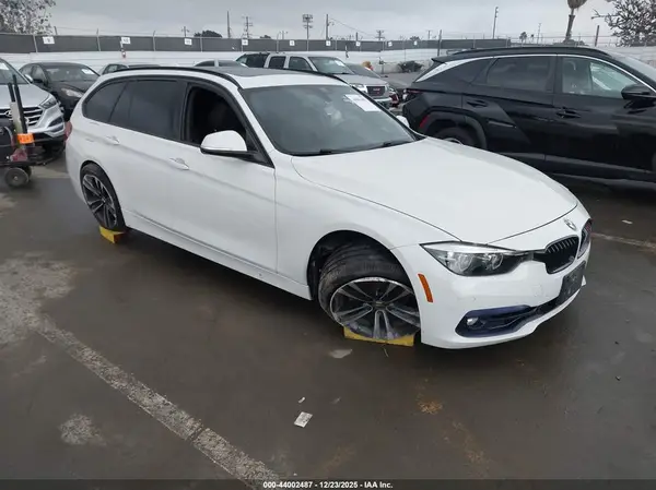 WBA8K3C57JA023905 2018 BMW 3ER - Image 1