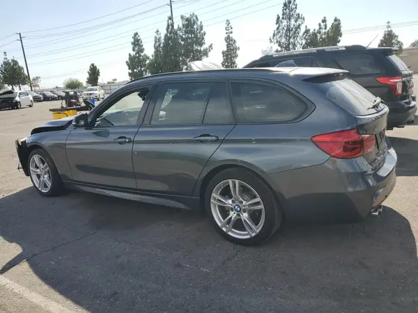 WBA8K3C57KA484099 2019 BMW 3ER - Image 2