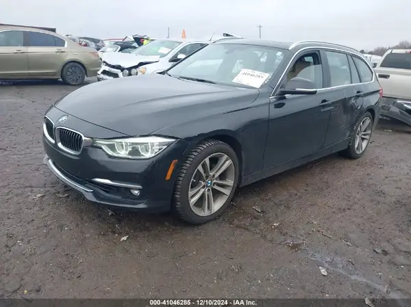 WBA8K3C58HK678837 2017 BMW 3ER - Image 2