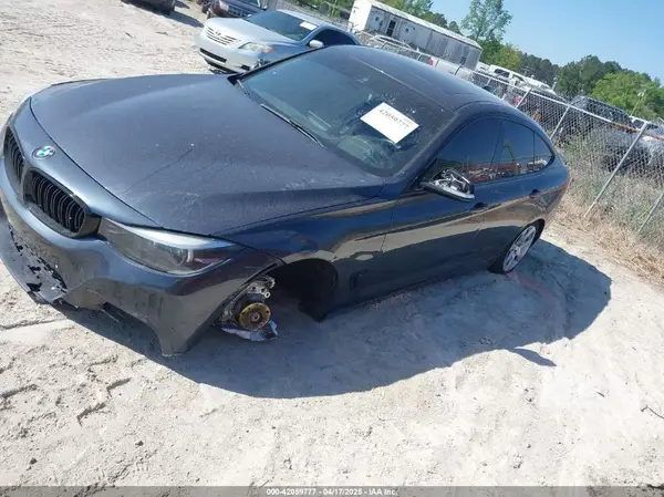 WBA8Y3C30HG450847 2017 BMW 3ER - Image 2