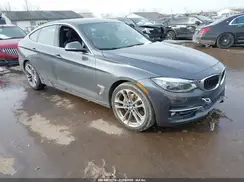WBA8Y3C39HG450975 2017 BMW 3ER