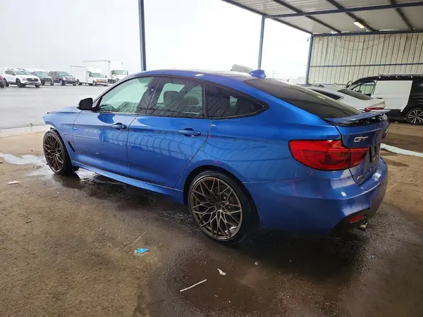 WBA8Y3C39HG451091 2017 BMW 3ER - Image 2