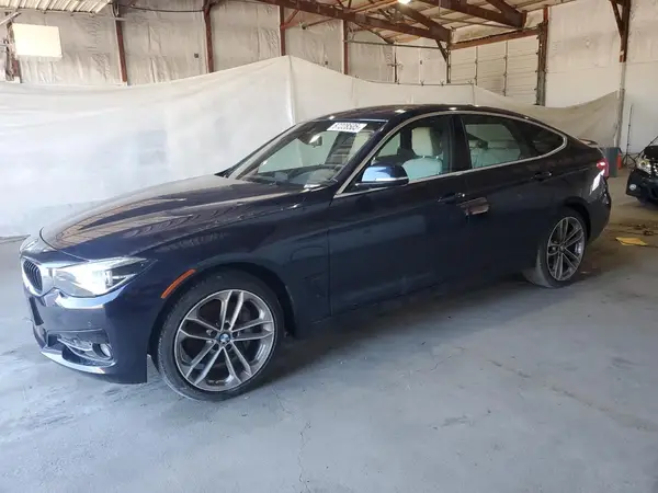 WBA8Y3C52JG451313 2018 BMW 3ER