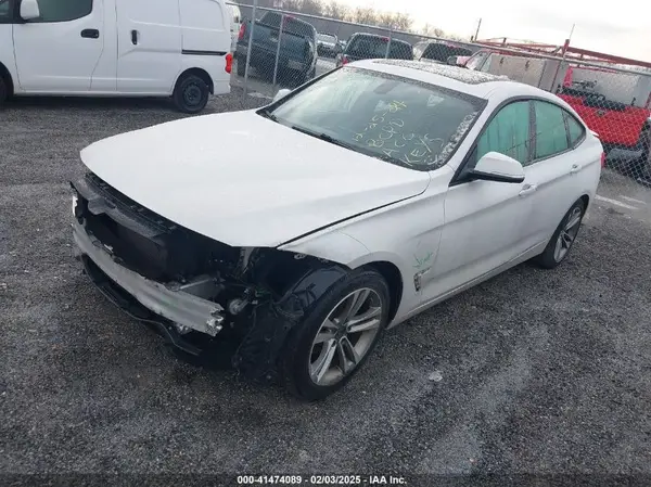 WBA8Z5C51GGS37544 2016 BMW 3ER - Image 2