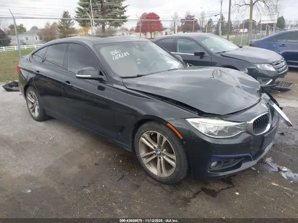 WBA8Z5C52GG502441 2016 BMW 3ER - Image 1