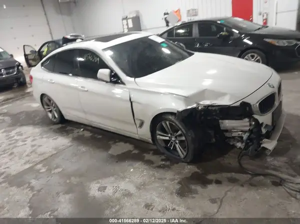 WBA8Z5C53GG502741 2016 BMW 3ER - Image 1