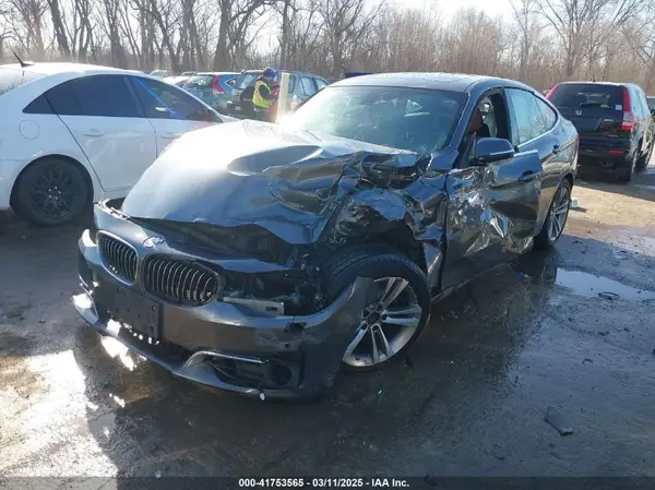 WBA8Z5C55GG501011 2016 BMW 3ER - Image 2