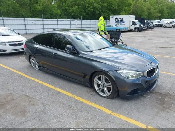 WBA8Z5C56GG500482 2016 BMW 3ER - Image 1