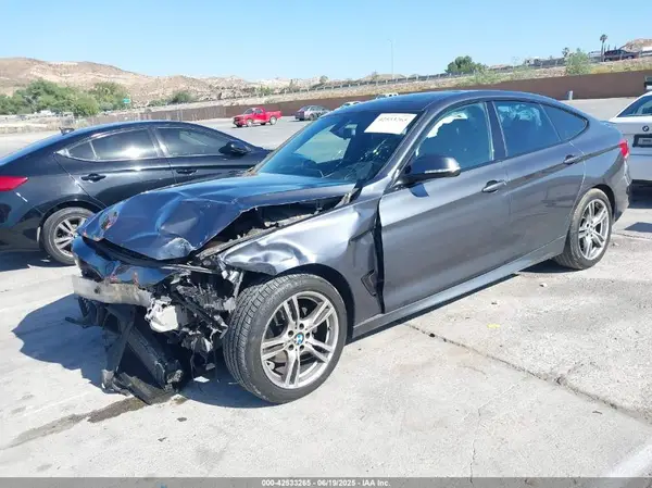WBA8Z5C56GGS37586 2016 BMW 3ER - Image 2
