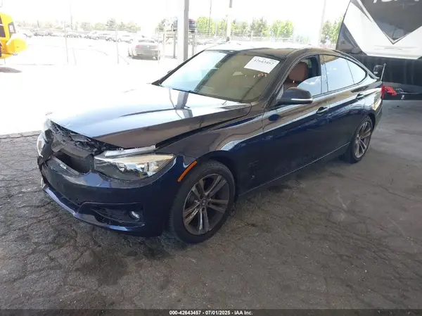 WBA8Z5C5XGG501439 2016 BMW 3ER - Image 2