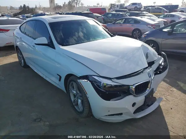 WBA8Z9C31HG826892 2017 BMW 3ER - Image 1