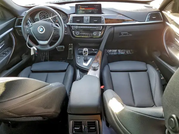 WBA8Z9C33HG826506 2017 BMW 3ER - Image 8