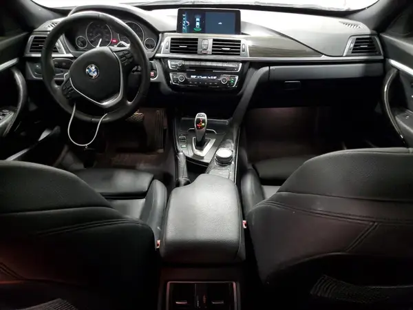 WBA8Z9C33HG827333 2017 BMW 3ER - Image 8