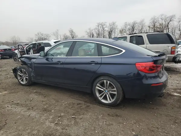 WBA8Z9C35HG826541 2017 BMW 3ER - Image 2