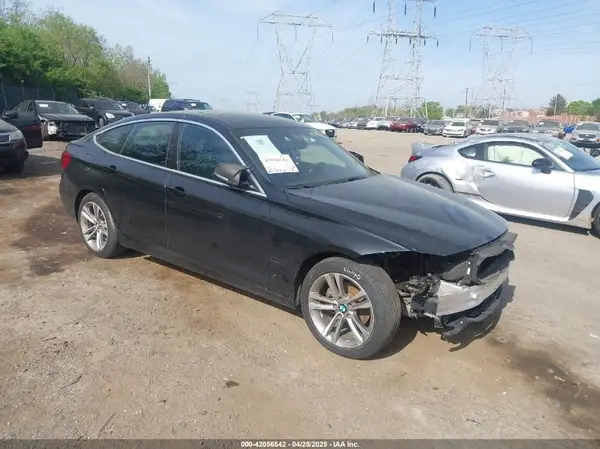 WBA8Z9C36HG453445 2017 BMW 3ER - Image 1