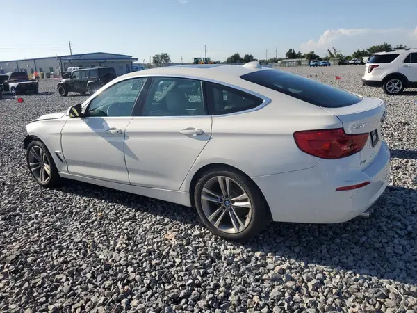 WBA8Z9C38HG453558 2017 BMW 3ER - Image 2