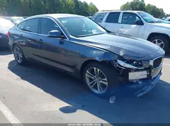 WBA8Z9C50JG827636 2018 BMW 3ER