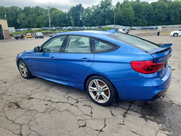 WBA8Z9C51KB220823 2019 BMW 3ER - Image 2
