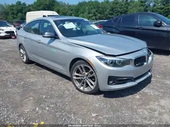 WBA8Z9C52JG827881 2018 BMW 3ER